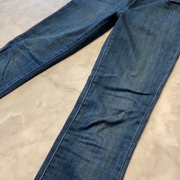 Mott & Bow jeans. Mid rise skinny. 25x28. - Picture 5 of 11
